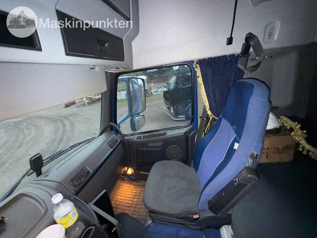 Camión multibasculante Volvo FH lastväxlare med flak