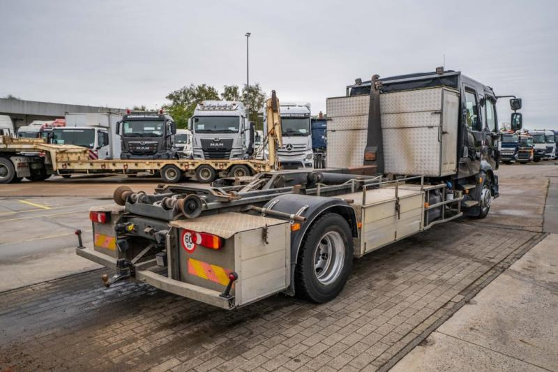 Camión multibasculante Volvo FL 240- 7p. + PALIFT