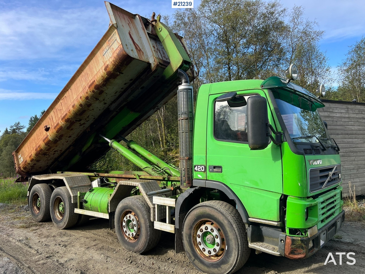Camión multibasculante Volvo FM12