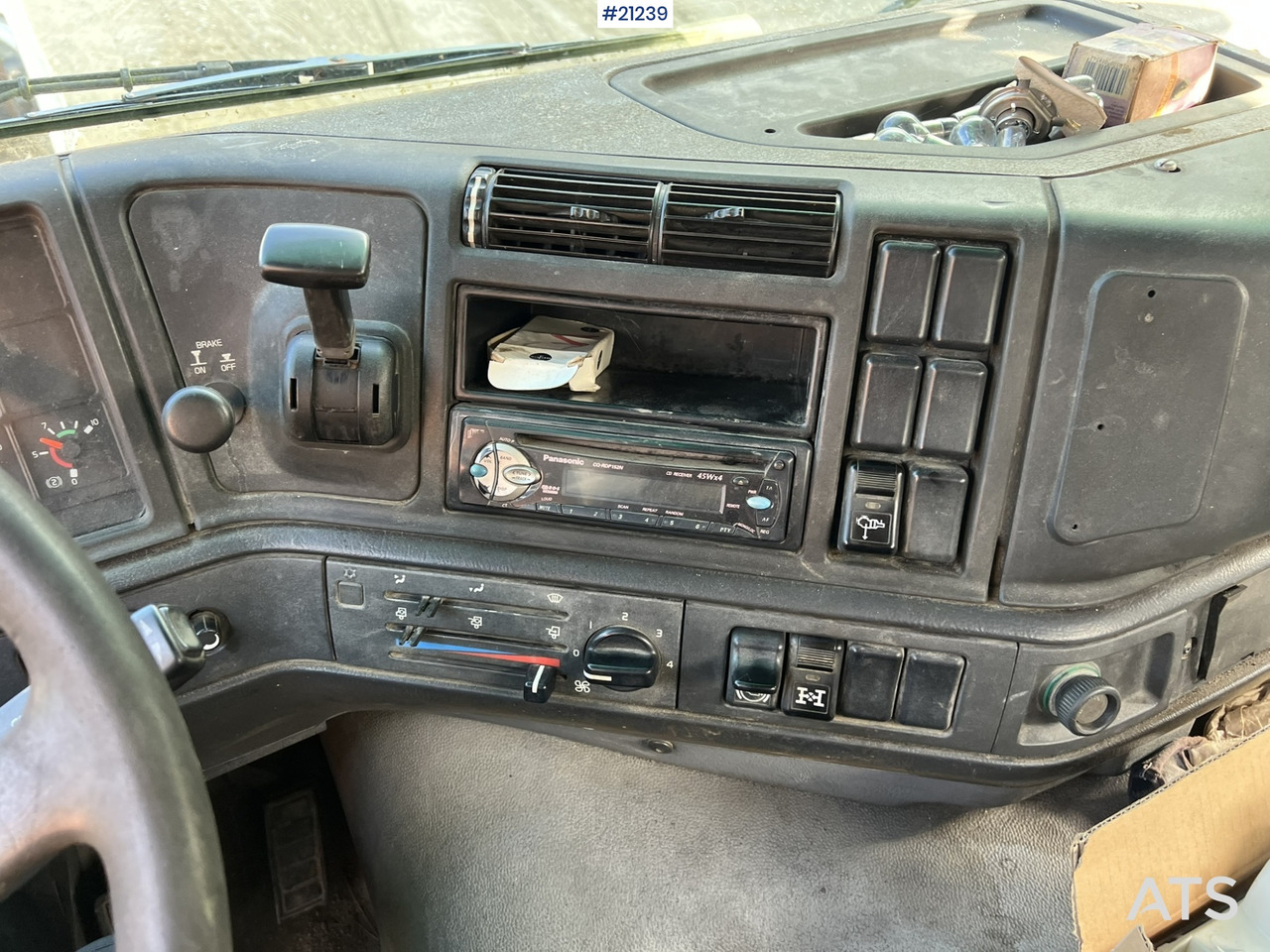 Camión multibasculante Volvo FM12