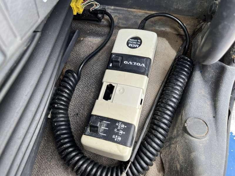 Camión multibasculante Volvo FM12 - 340