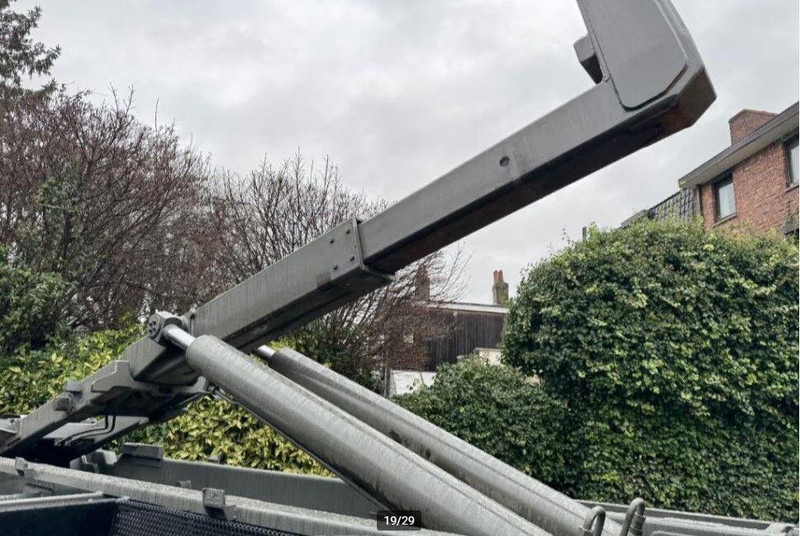 Camión multibasculante Volvo FM12 6x6 Hook lift