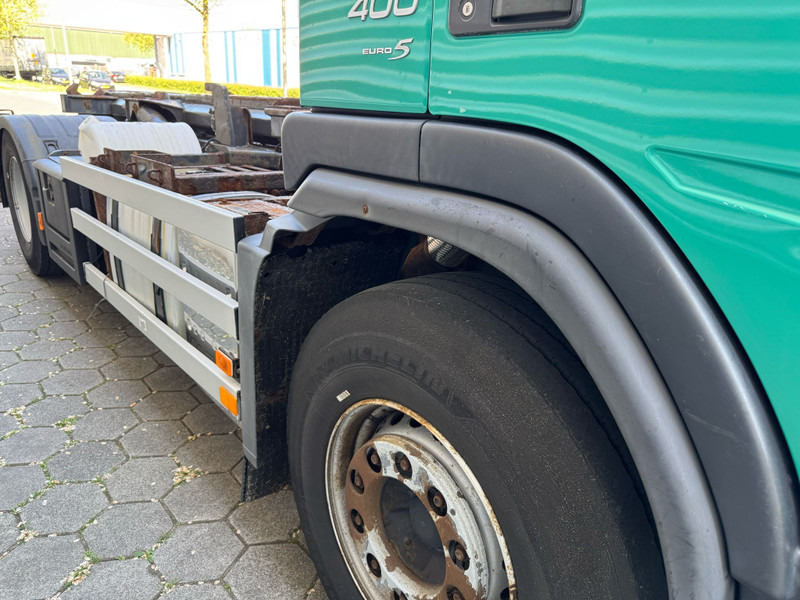 Camión multibasculante Volvo FM400 / I-Shift / Hook / Euro 5 / VEB+ / TUV: 6-2025 / NL Truck
