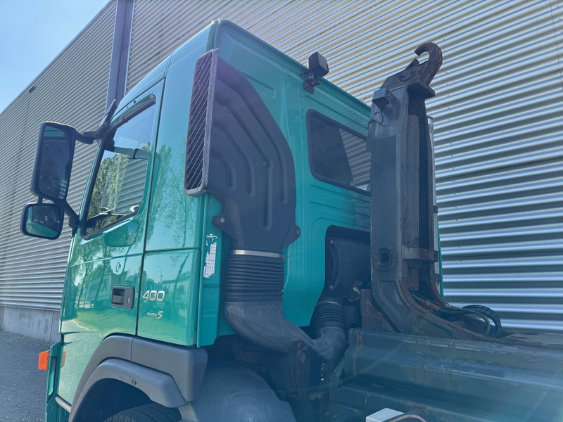 Camión multibasculante Volvo FM400 / I-Shift / Hook / Euro 5 / VEB+ / TUV: 6-2025 / NL Truck