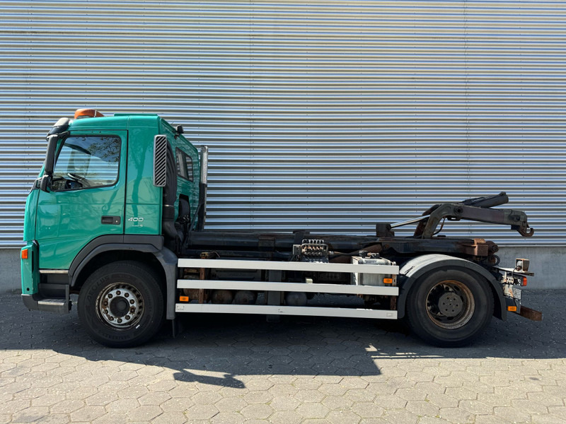 Camión multibasculante Volvo FM400 / I-Shift / Hook / Euro 5 / VEB+ / TUV: 6-2025 / NL Truck
