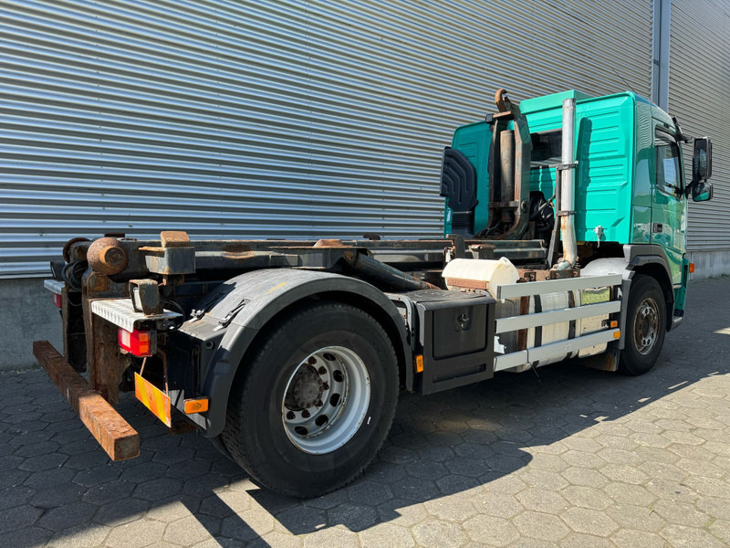 Camión multibasculante Volvo FM400 / I-Shift / Hook / Euro 5 / VEB+ / TUV: 6-2025 / NL Truck