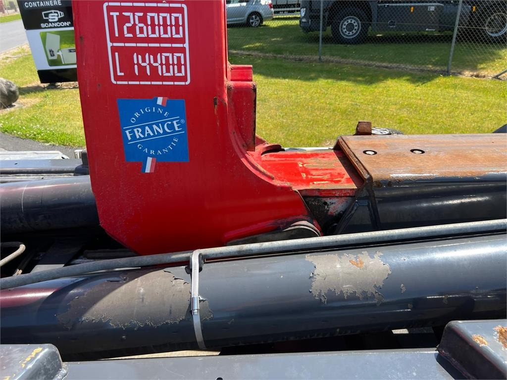 Camión multibasculante Volvo FM430