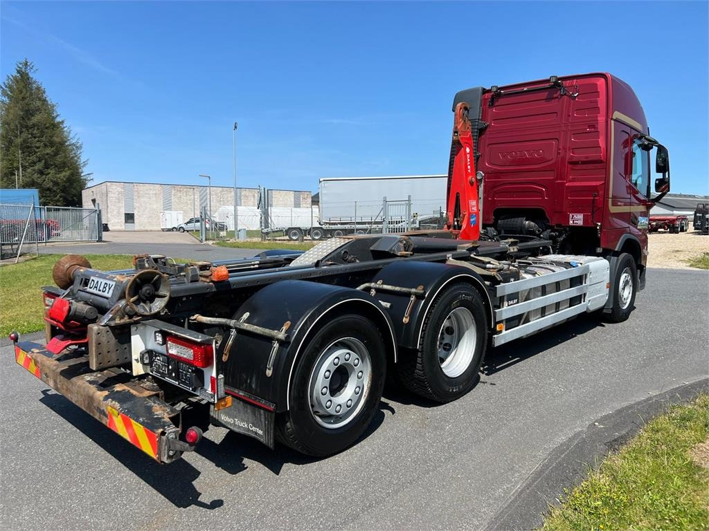 Camión multibasculante Volvo FM430