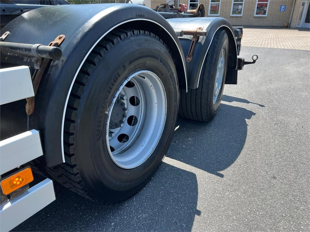 Camión multibasculante Volvo FM430