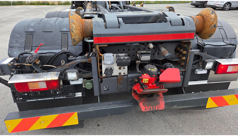 Camión multibasculante Volvo FM460 6X2*4