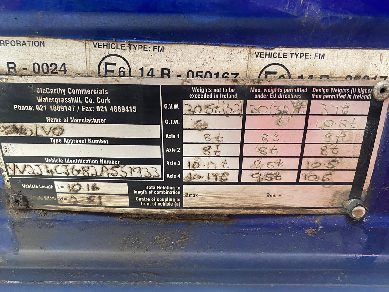 Camión multibasculante Volvo FM9