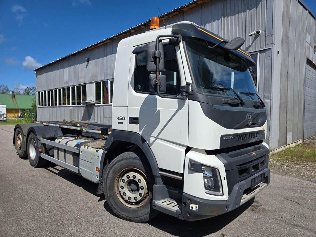 Camión multibasculante Volvo FMX450 6X2 JOAB
