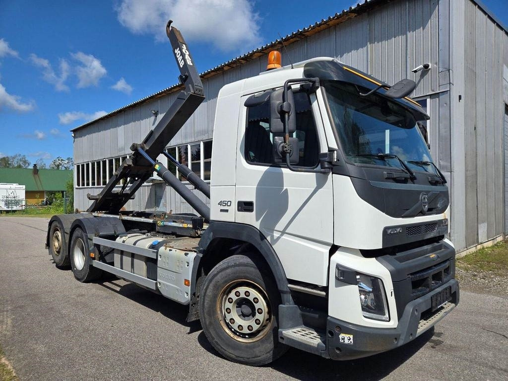 Camión multibasculante Volvo FMX450 6X2 JOAB