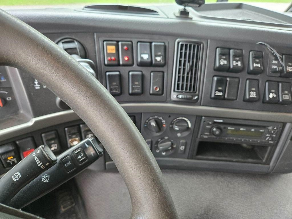 Camión multibasculante Volvo FMX460 4X4-2 MULTILIFT