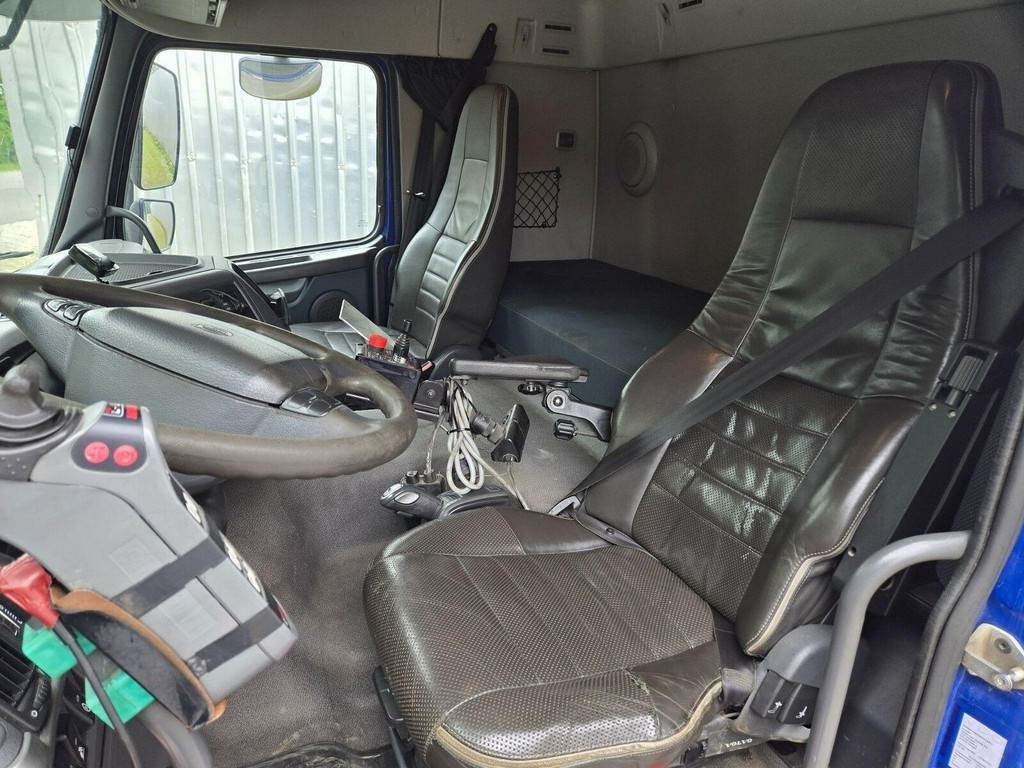 Camión multibasculante Volvo FMX460 4X4-2 MULTILIFT