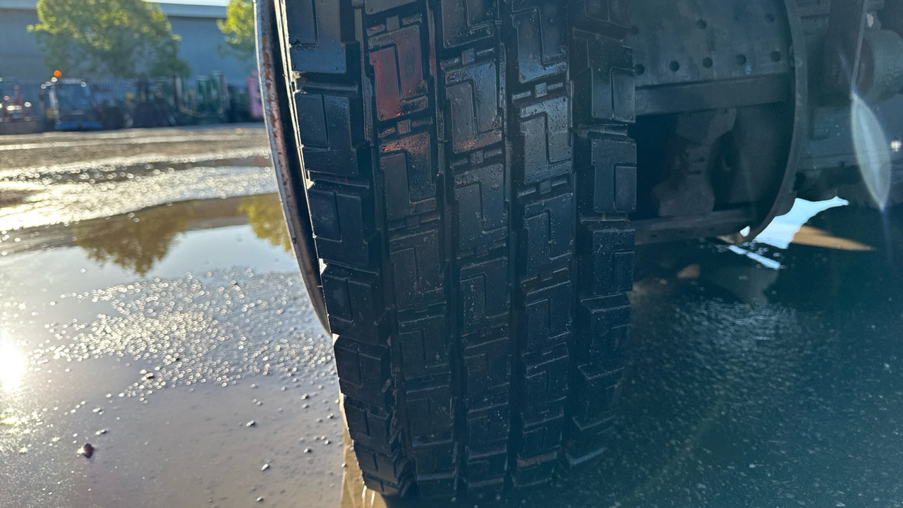 Camión multibasculante Volvo FMX 380