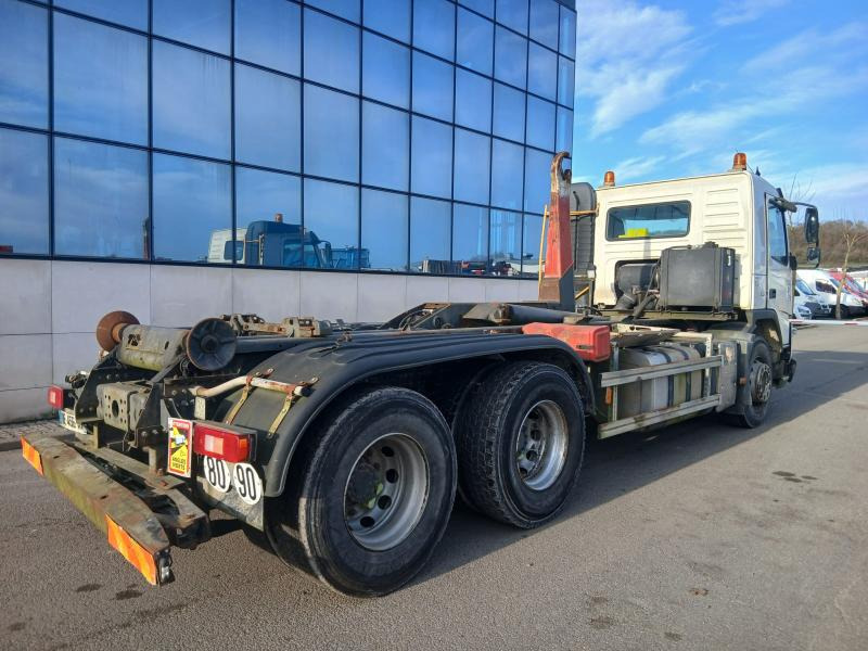 Camión multibasculante Volvo FMX 410