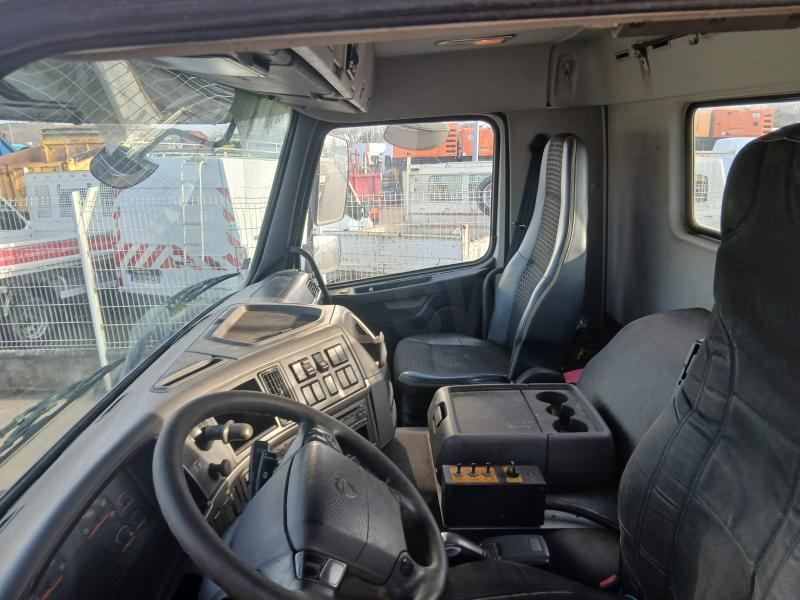 Camión multibasculante Volvo FMX 410