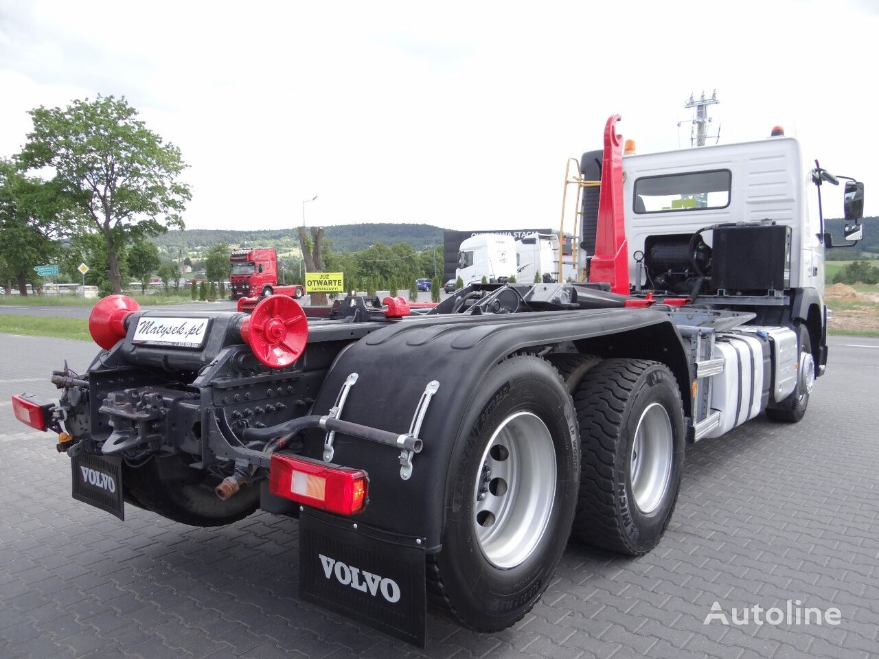 Camión multibasculante Volvo FMX 450