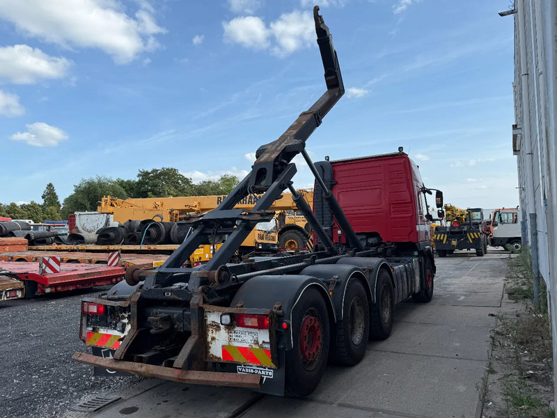 Camión multibasculante Volvo FMX 460 8X4 + PALFINGER 22 TON HOOKLIFT