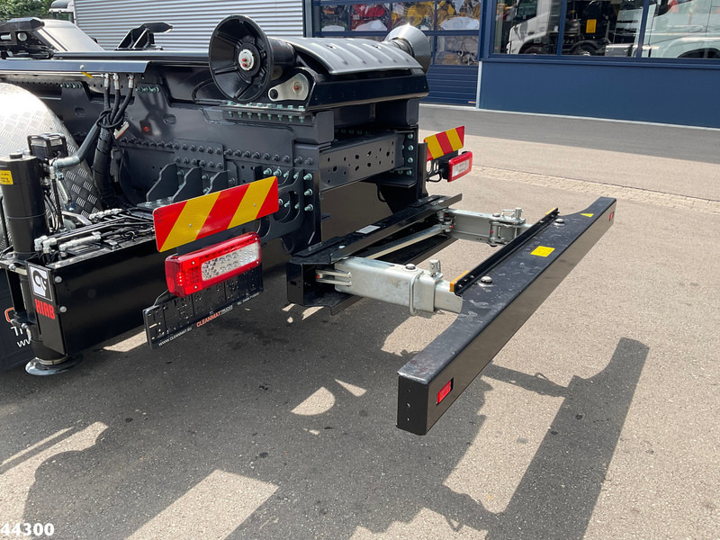 Camión multibasculante Volvo FMX 500 8x4 Euro 6 Hiab 65 Tonmeter laadkraan + Multilift 25 Ton haakarmsysteem NEW AND UNUSED!