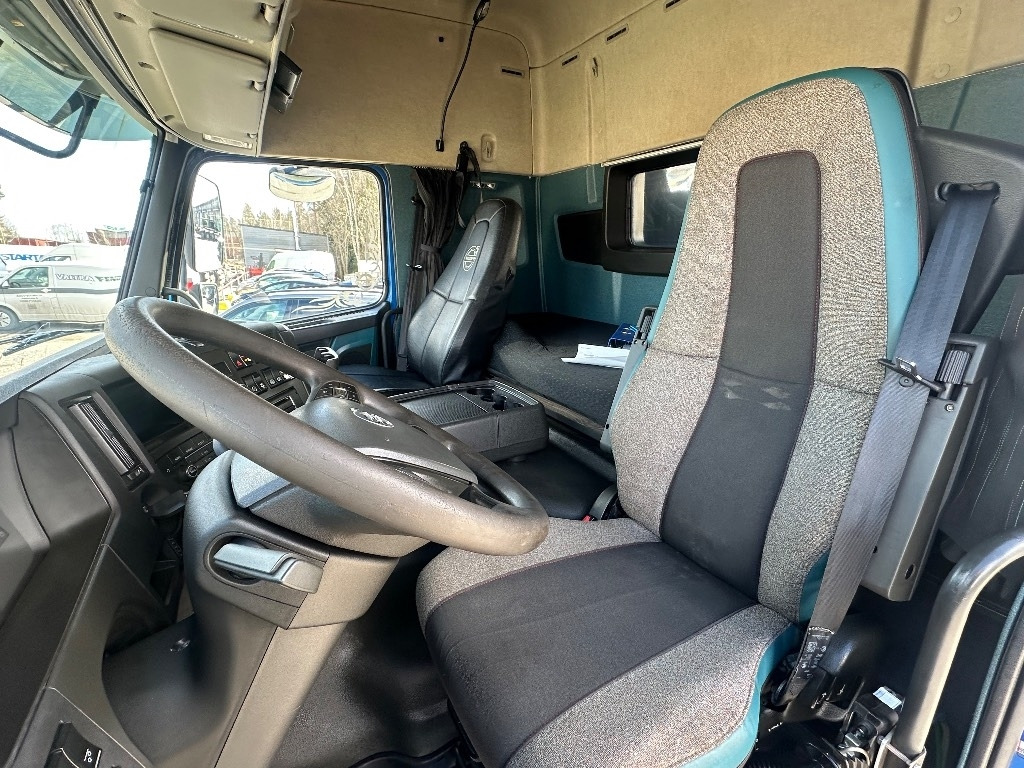 Camión multibasculante Volvo FMX 540 6x2*4