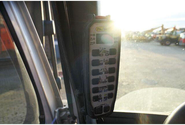 Camión multibasculante Volvo FMX 540 8x4, Palfinger T26M11, Liftachse, Klima