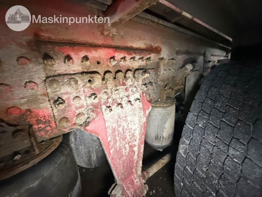 Camión multibasculante Volvo FM 12