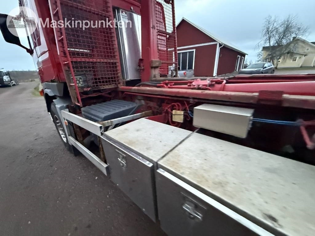 Camión multibasculante Volvo FM 12