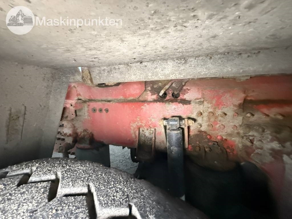 Camión multibasculante Volvo FM 12