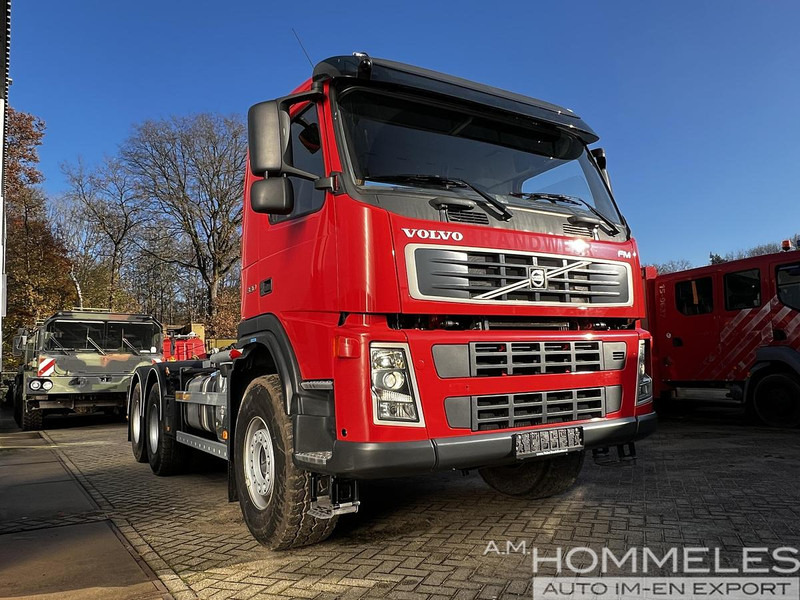 Camión multibasculante Volvo FM 330 6X4, Multilift