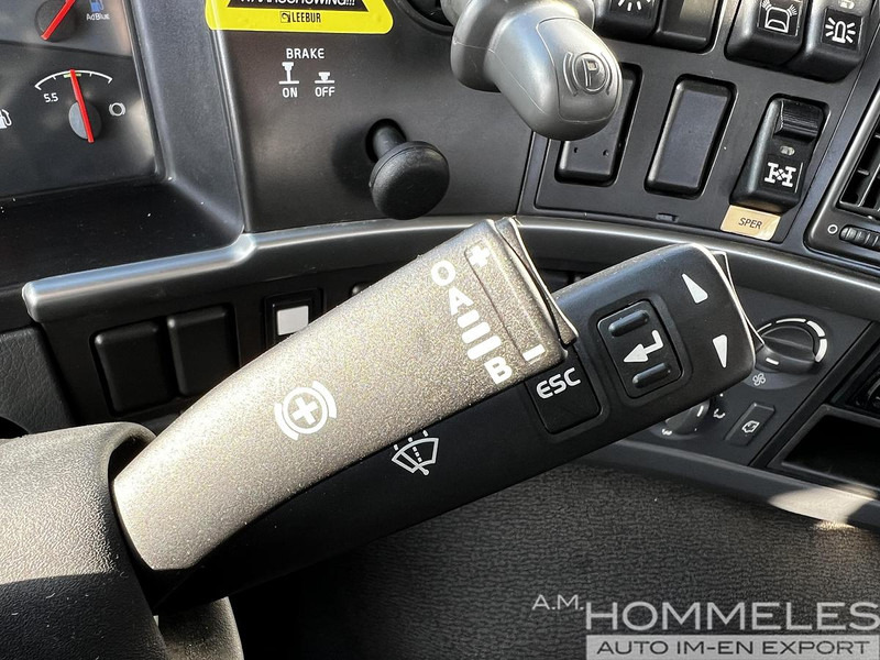 Camión multibasculante Volvo FM 330 6X4, Multilift