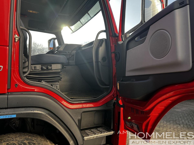 Camión multibasculante Volvo FM 330 6X4, Multilift