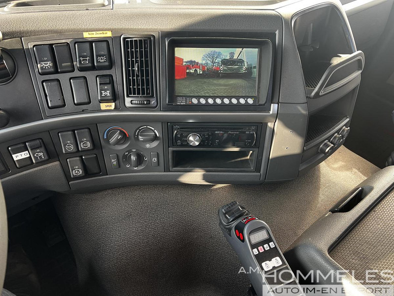 Camión multibasculante Volvo FM 330 6X4, Multilift