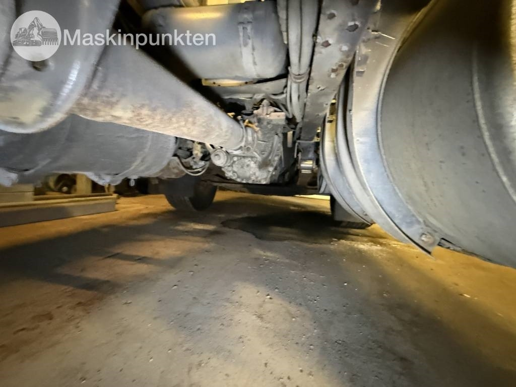 Camión multibasculante Volvo FM 400-480 krokbil