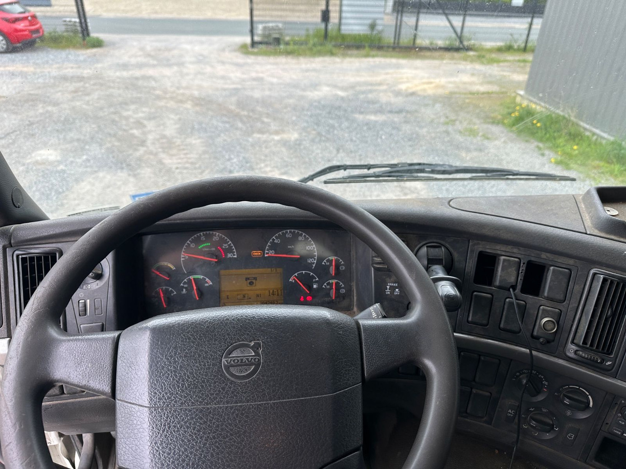 Camión multibasculante Volvo FM 420