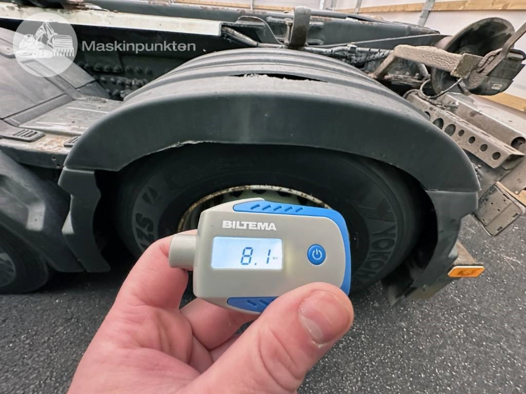 Camión multibasculante Volvo FM 420