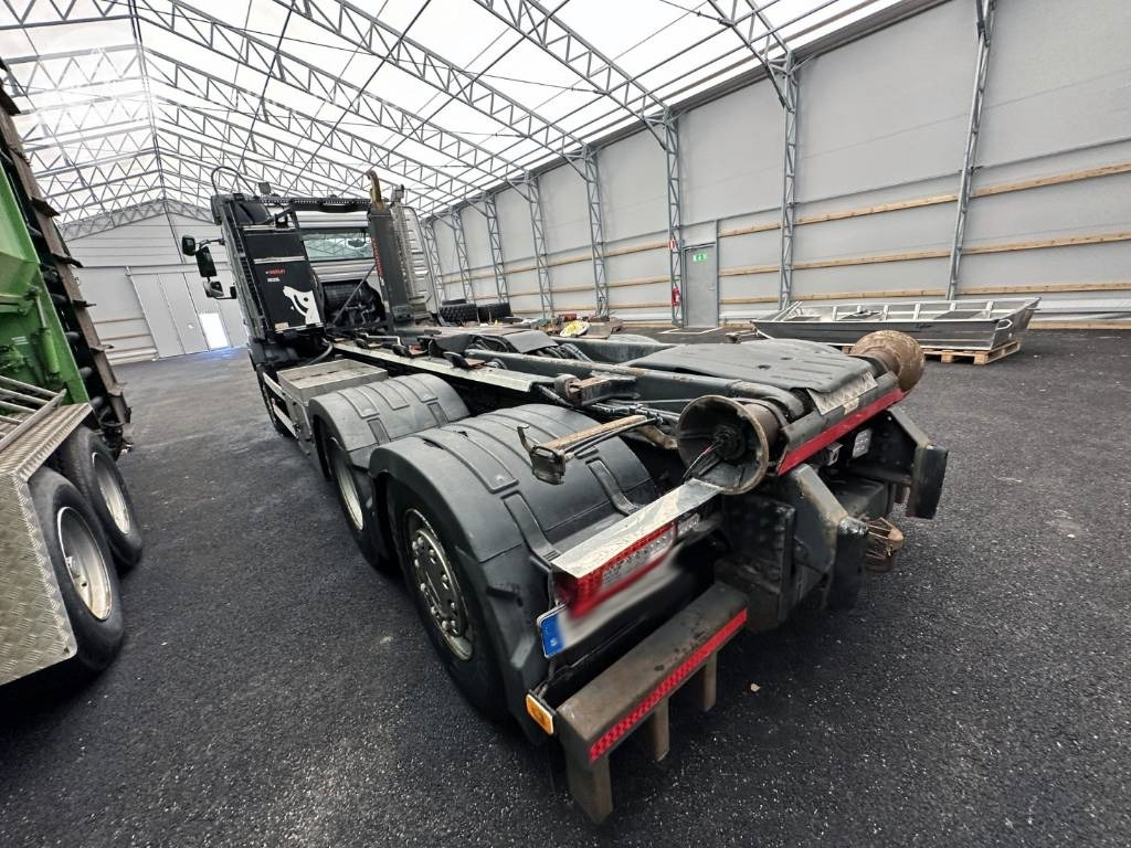 Camión multibasculante Volvo FM 420
