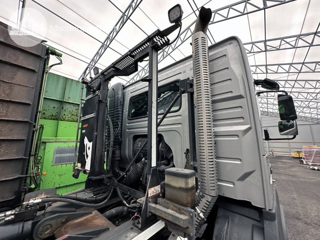 Camión multibasculante Volvo FM 420