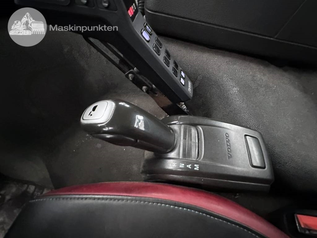 Camión multibasculante Volvo FM 420