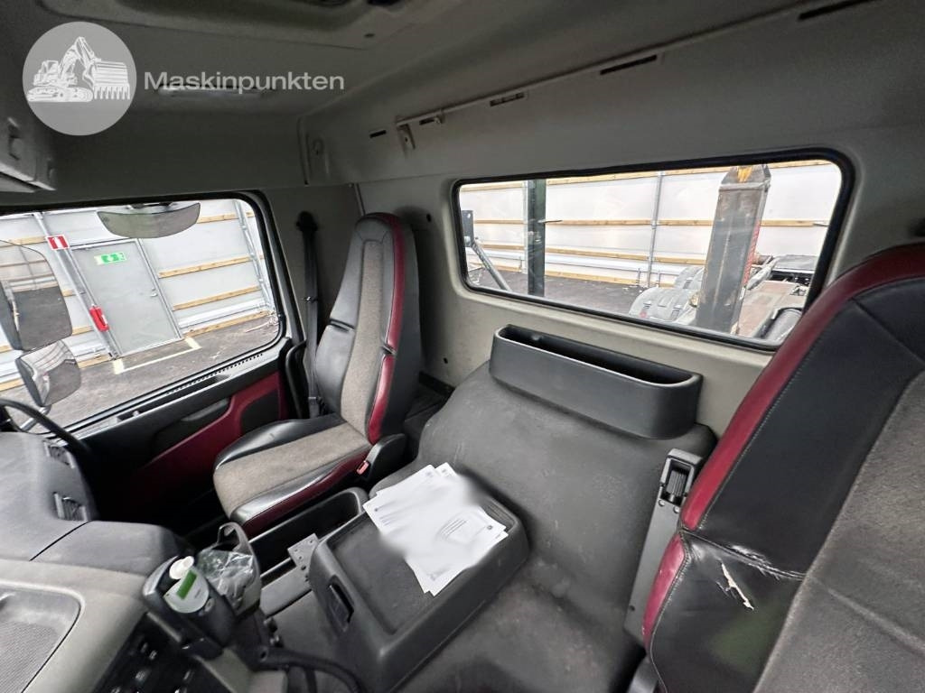 Camión multibasculante Volvo FM 420