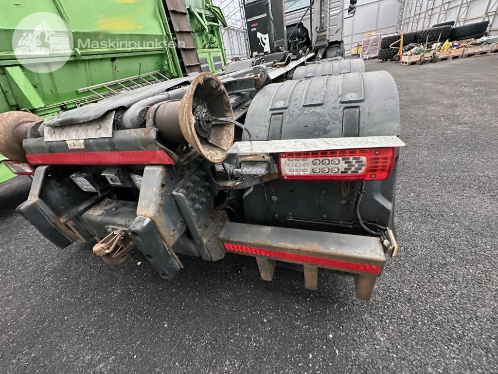 Camión multibasculante Volvo FM 420