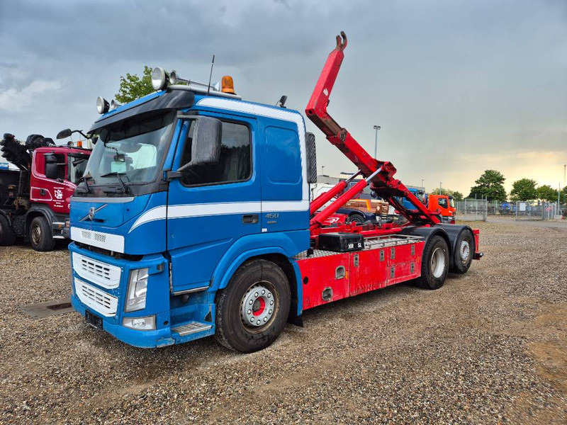 Camión multibasculante Volvo FM 450 6x2 //HOOK / Kroghejs//
