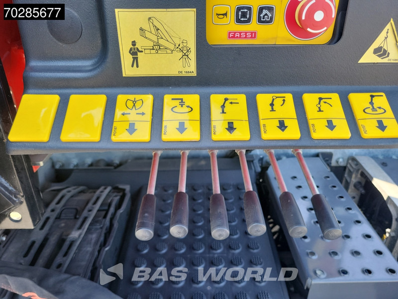 Camión multibasculante Volvo FM 460 6X2 NEW! FASSI F235A.0.25 Kran + HYVA 20-57-S Lift+steering axle Euro 6