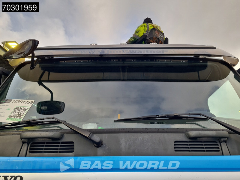Camión multibasculante Volvo FM 460 8X2 Penz 12ZR7,70 Crane + AJK HS20N Automatic VEB+ Euro 5