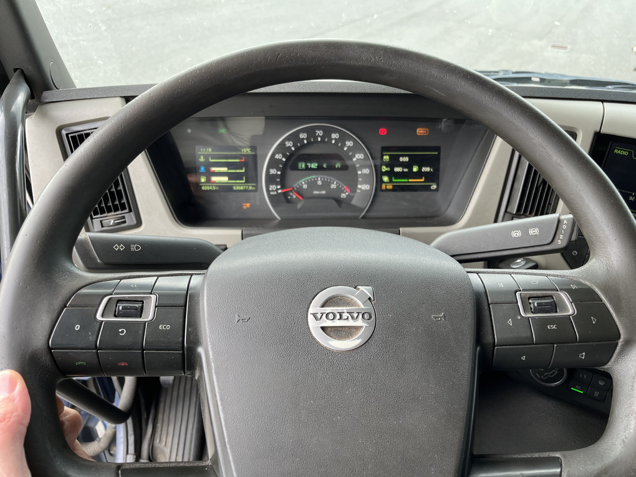 Camión multibasculante Volvo FM 500 8x4