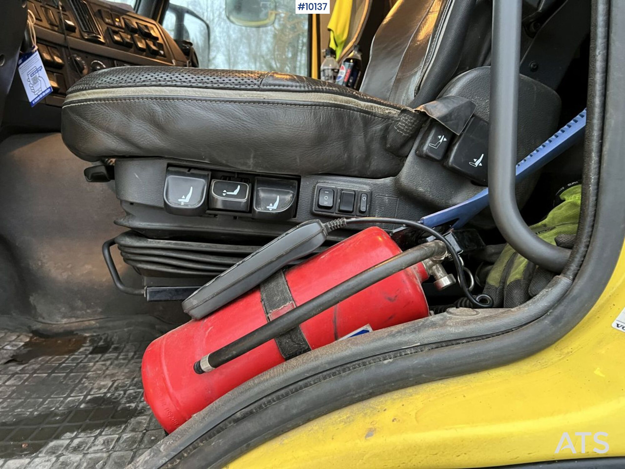 Camión multibasculante Volvo FM 6*2 Hook Truck