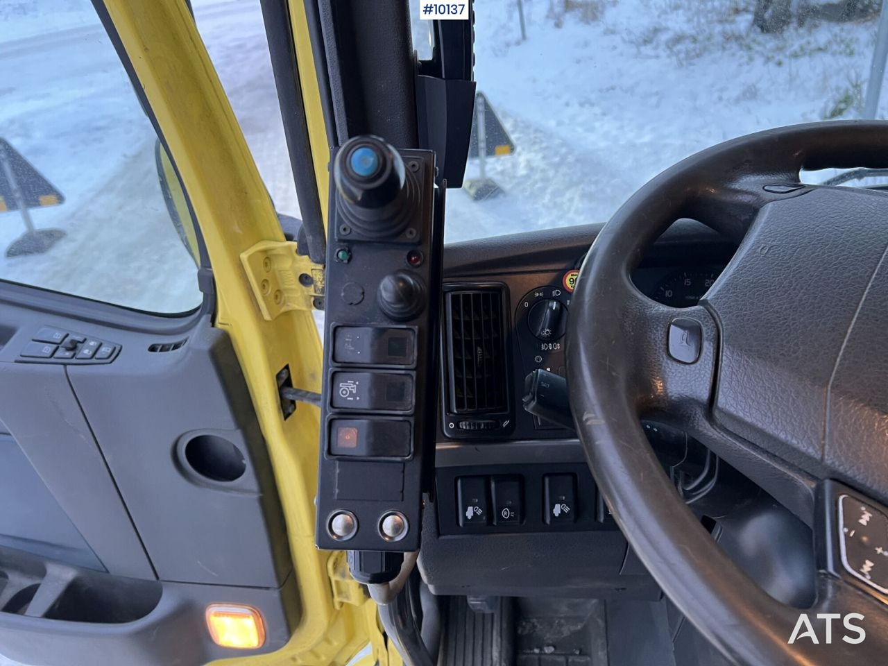 Camión multibasculante Volvo FM 6*2 Hook Truck