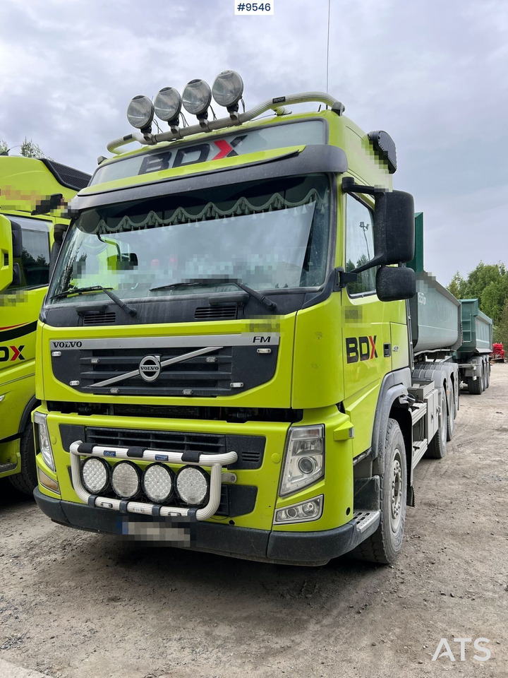 Camión multibasculante Volvo FM 8*4 Tridem Lastväxlare