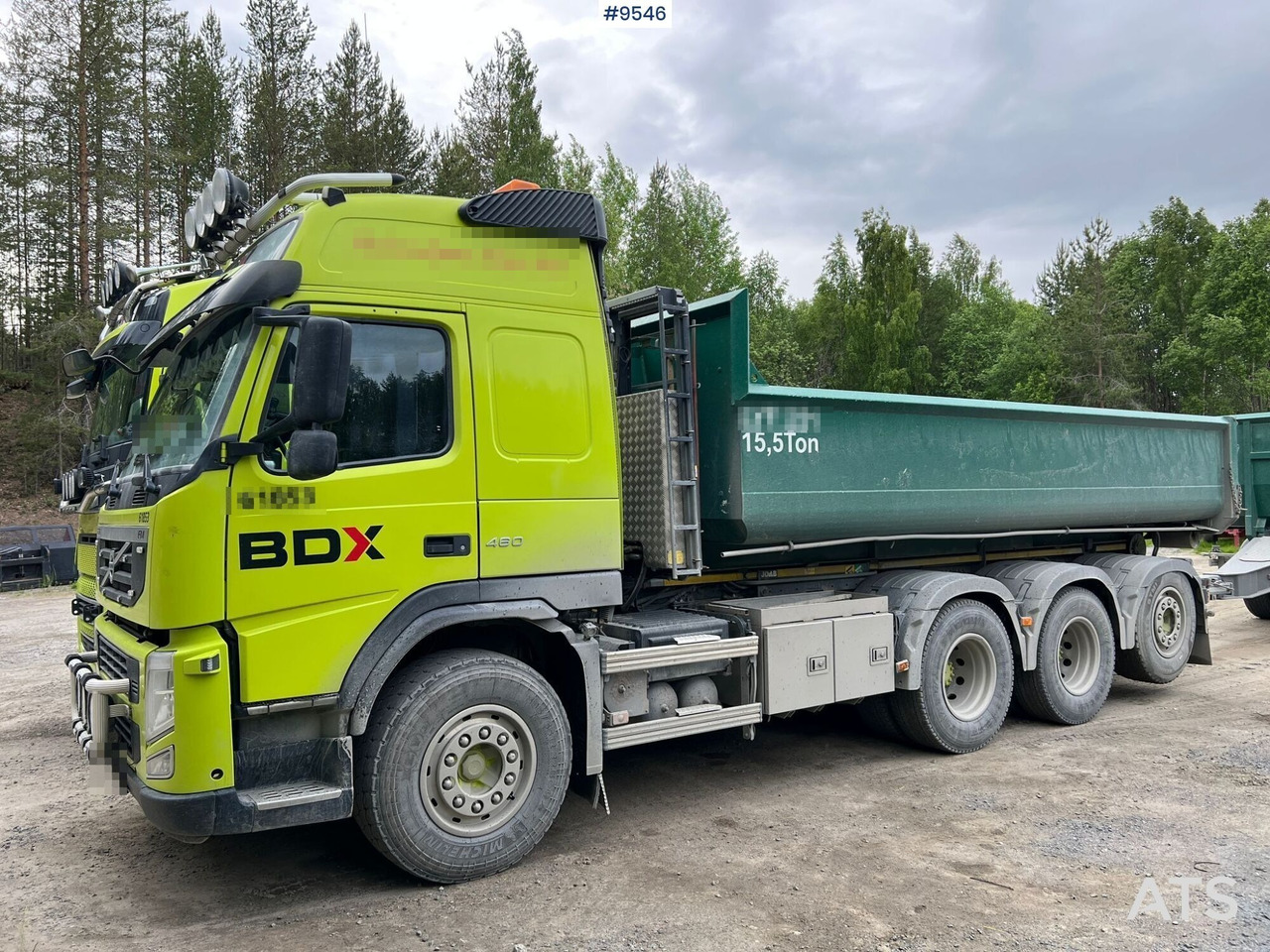 Camión multibasculante Volvo FM 8*4 Tridem Lastväxlare